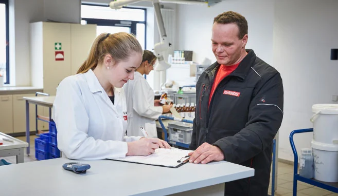 Übernahme von Chemikalien und Gefahrstoffen für Krankenhäuser