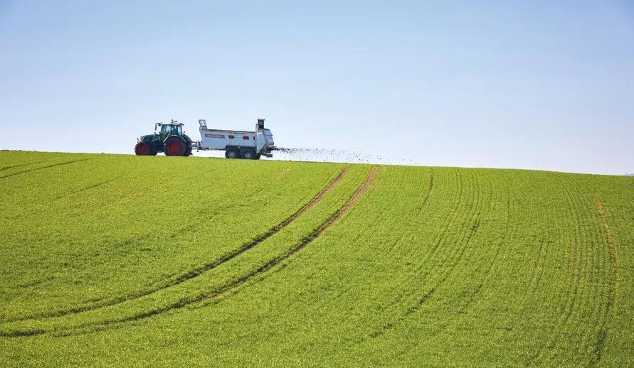 Biologischer Dünger für Landwirtschaft und Garten- und Landschaftsbau